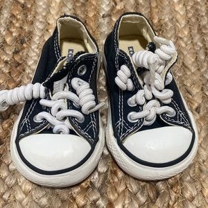 Baby All Star Classic Converse. Baby size 3